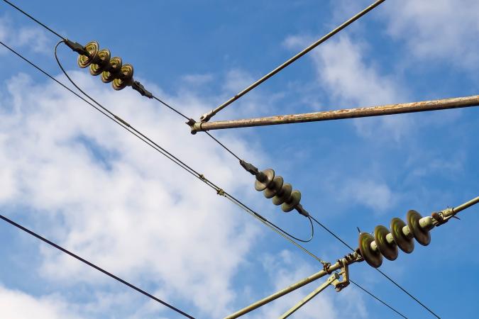 High-Voltage Insulator Maintenance: 5 Things You Should Know