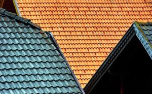 Best Roofing Materials for Hot Climates